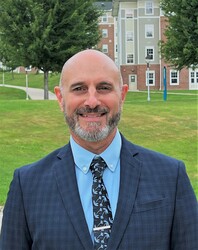 An image of Stephen Riczker, newly-hired executive director of the Faculty Student Association for JCC