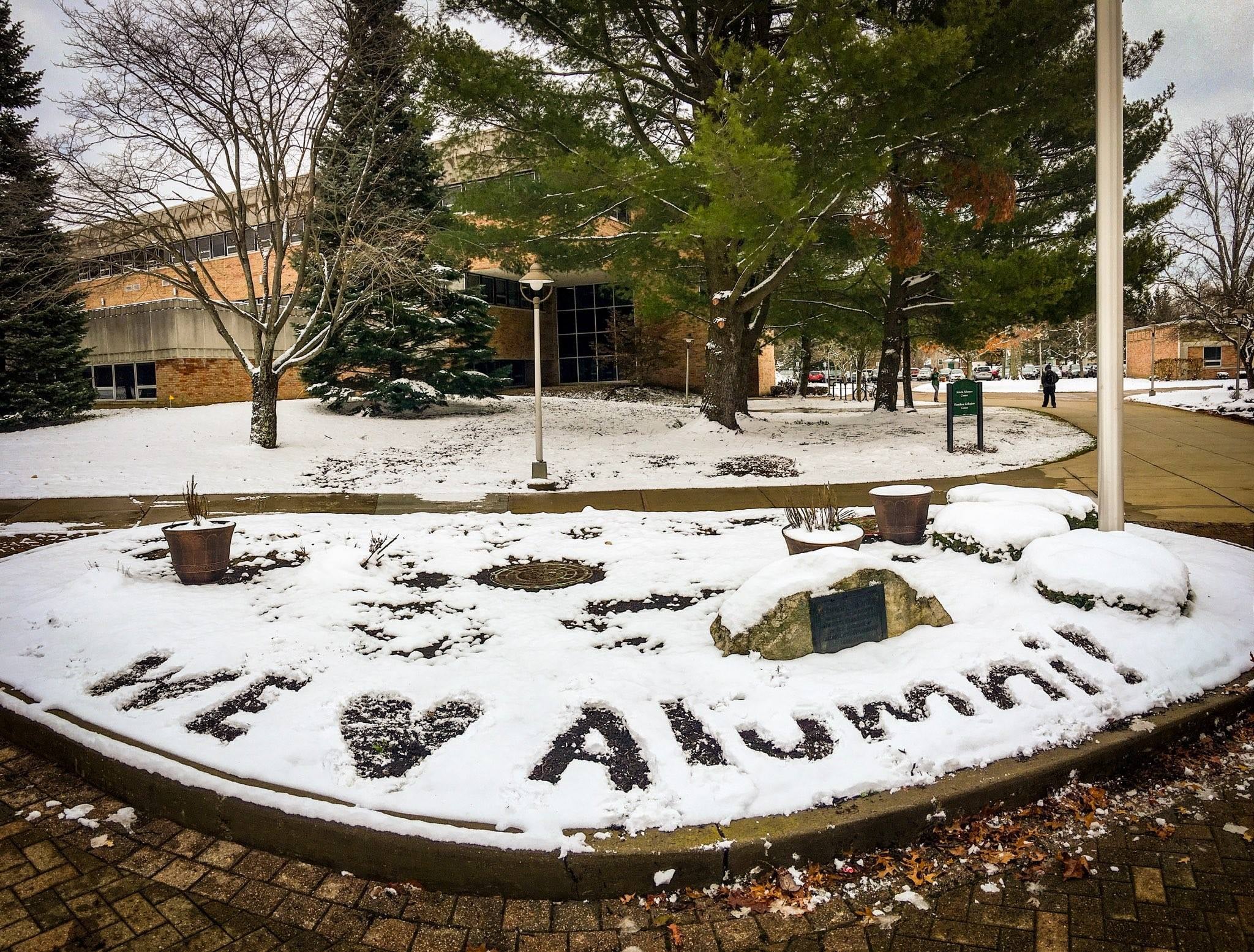 We love JCC alumni drawn in the snow